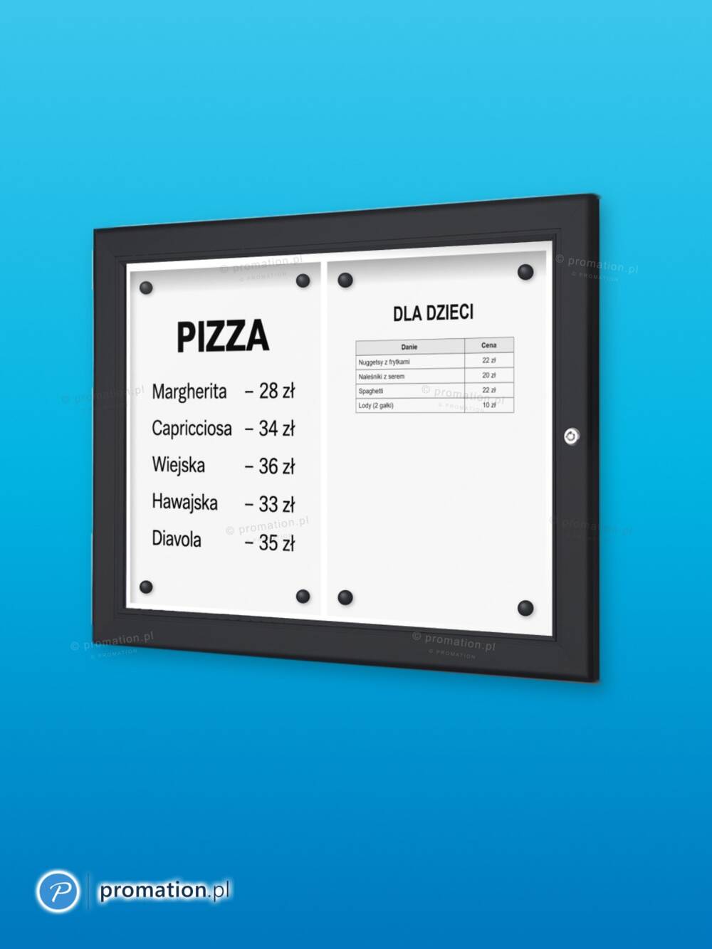 Czarna gablota na menu 2×A4 P410x2 z menu pizzy i kartą dla dzieci, na niebieskim tle