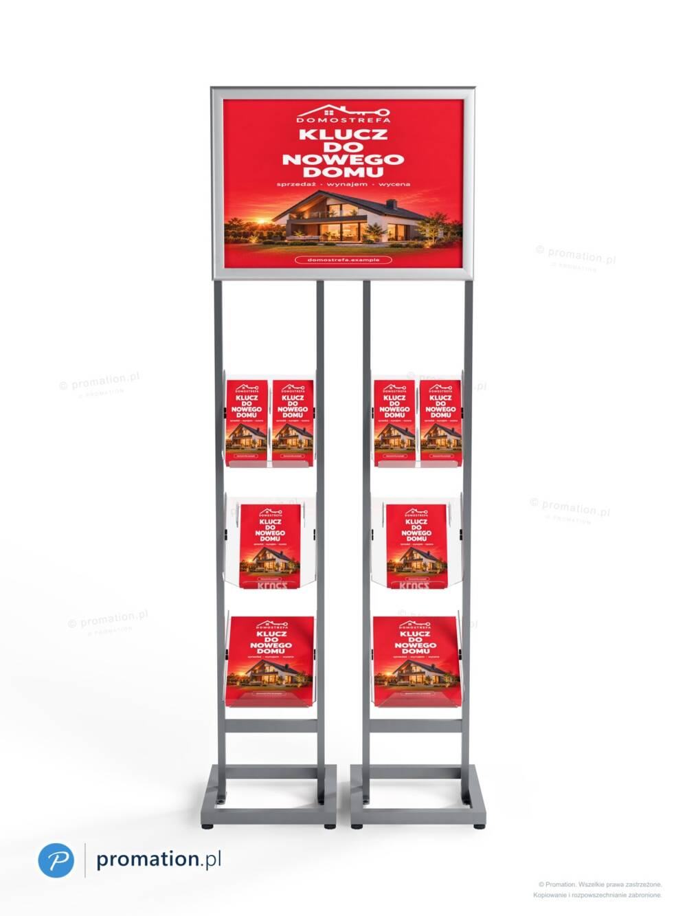 Srebrny stojak P99mu1 od frontu – rama z plakatem A2 na dwóch kolumnach, w każdej od góry dwie ulotki DL, broszura A5 i katalog A4