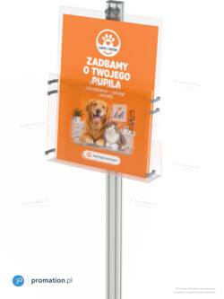 Pomarańczowy folder A4 o szczepieniach i opiece nad psem i kotem w kieszeni z bezbarwnej pleksi P138a4a, zbliżenie