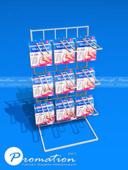 Mały druciany stojak ladowy z podwójnymi hakami widziany pod kątem