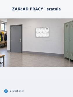 Zamykana gablota magnetyczna do wnętrz 8×A4 P402x8 w szatni zakładu pracy, obok drzwi i metalowych szafek