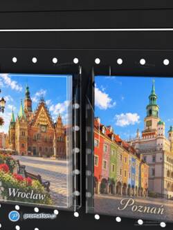 Pocztówki z Wrocławia i Poznania w kieszeniach P58PO – otwory w blasze rozstawione co 25 mm